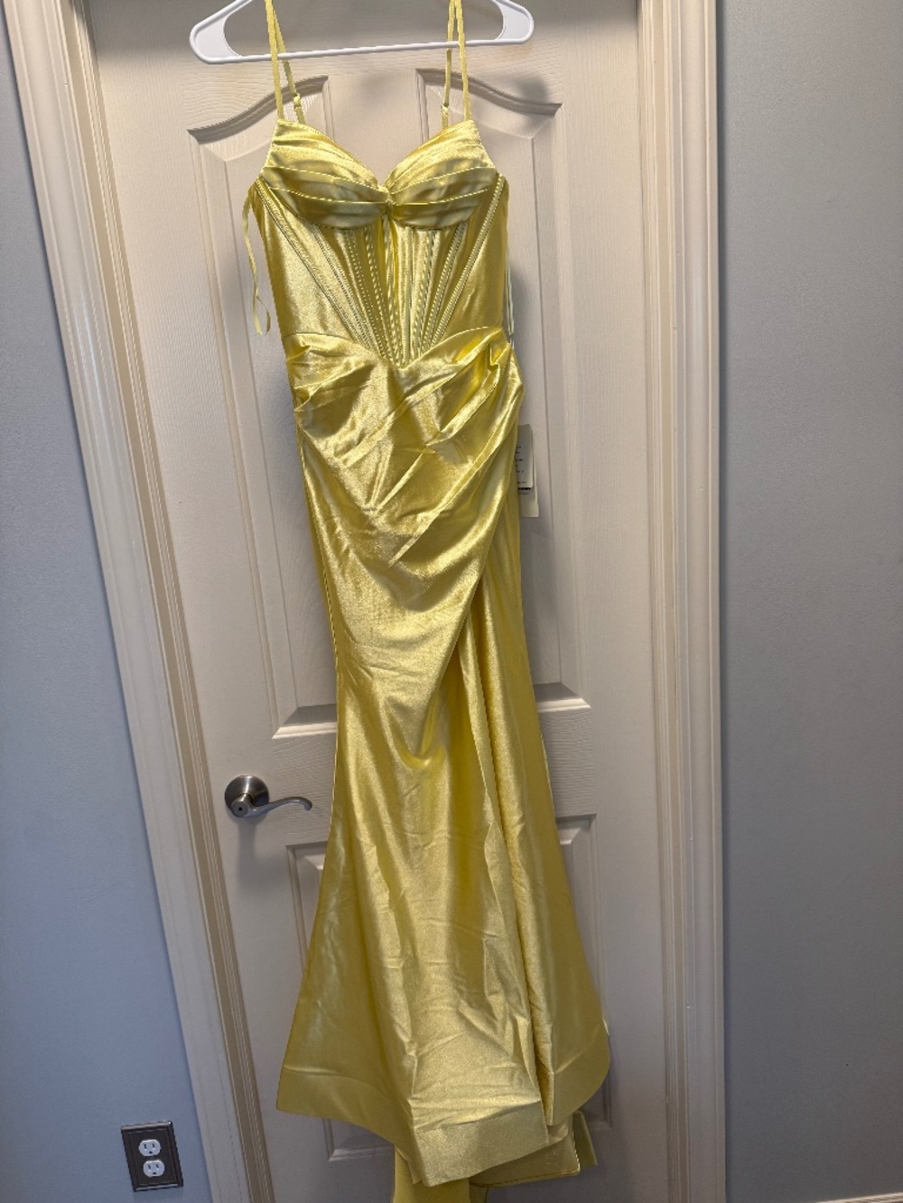 NWT - Stacees Satin Yellow Corset Homecoming/Prom/Formal Dress - Size 0
